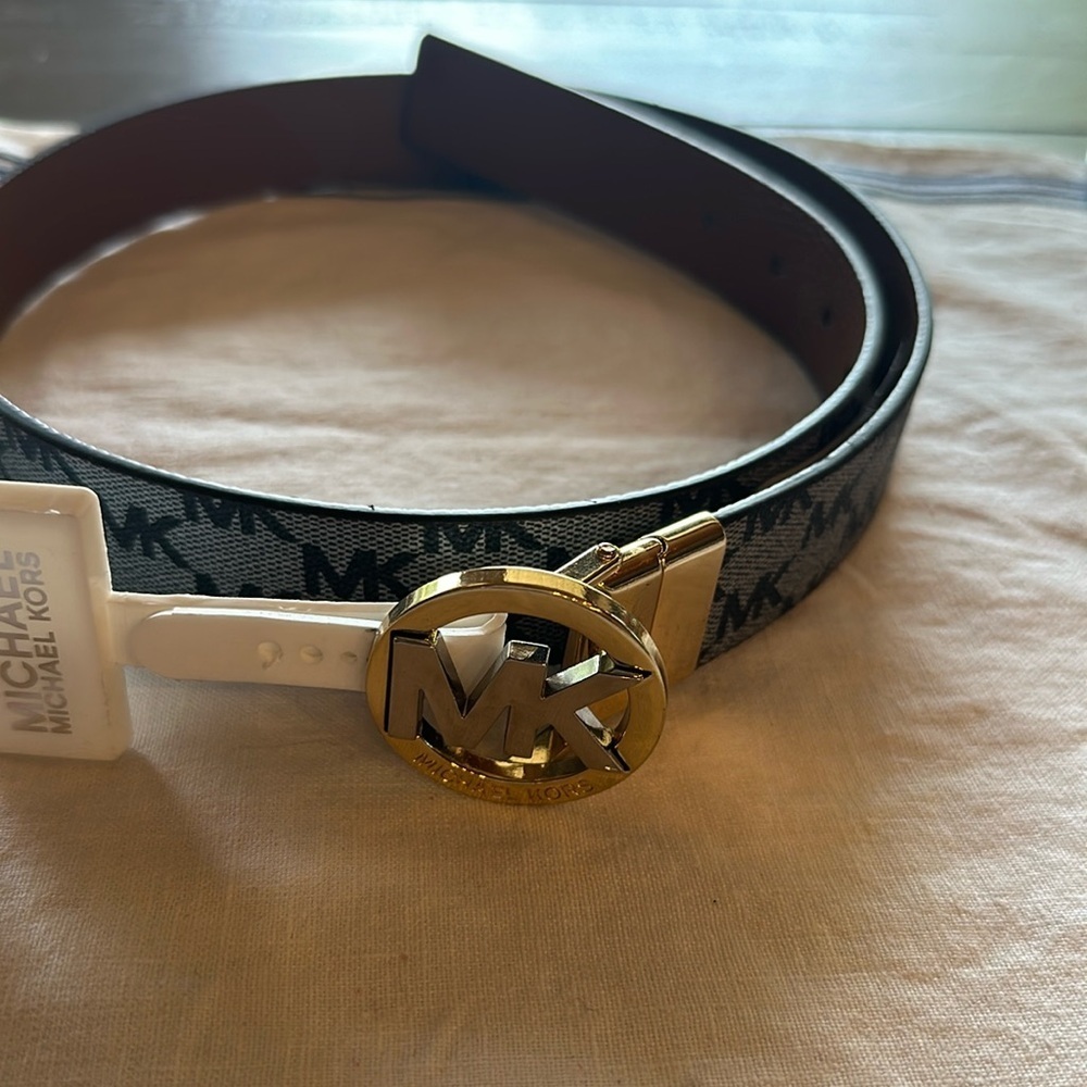Michael Kors Reversible Blue/Brown Signature MK Belt Sizes (S) New w/ Tags